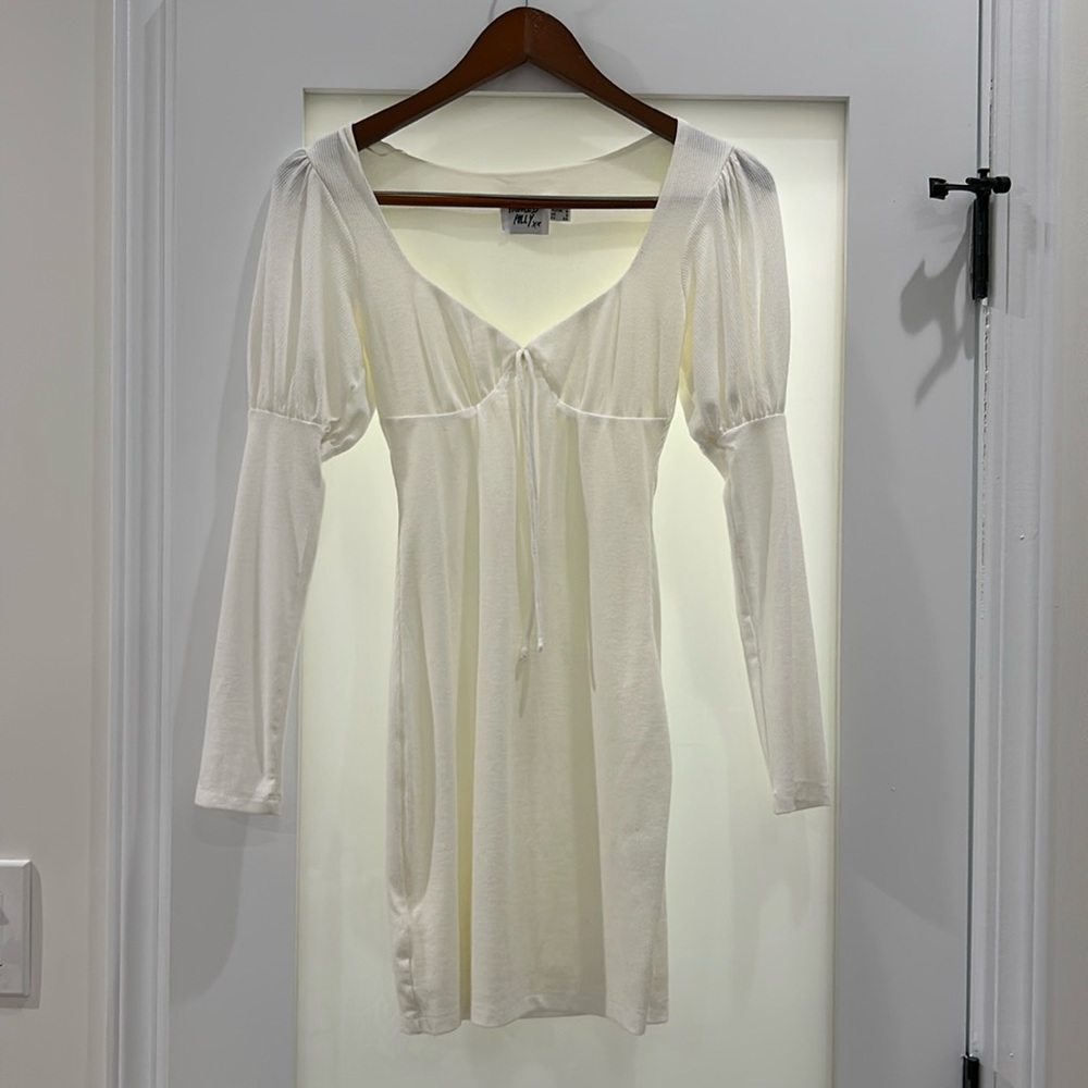PP puffy shoulder ribbed dress with ties at front